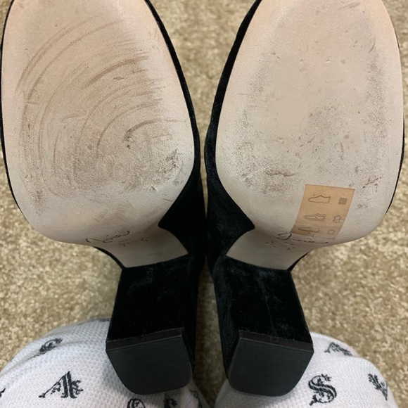 Joie Saleema Velvet Booties - Picture 7 of 7